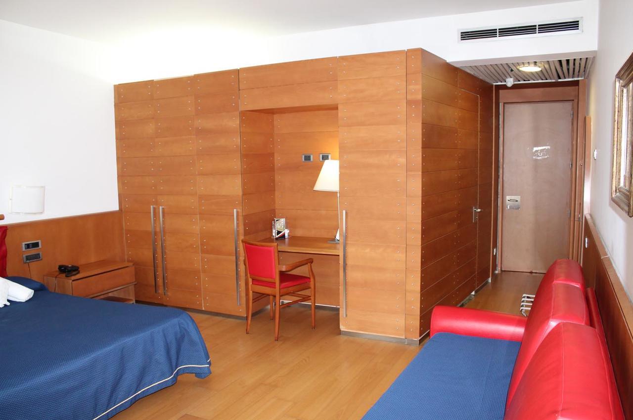 Grand Hotel Leon D'Oro Bari Esterno foto